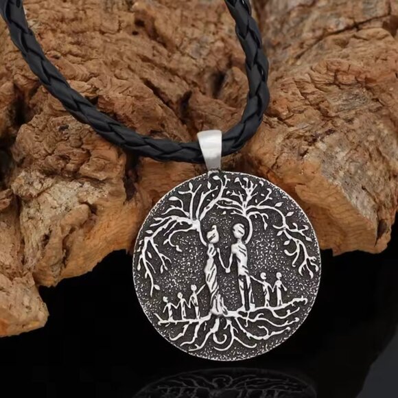 Jewelry - Norse/Celtic Family Tree Pendant 1.5" Faux Leather & Stainless Steel Chain #1531